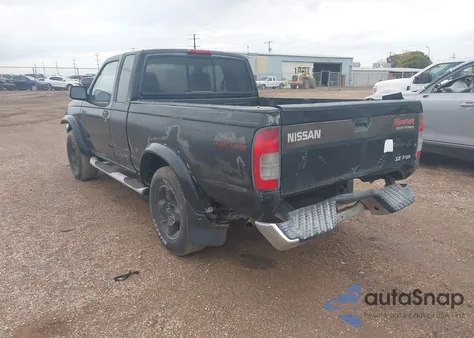 2000 Nissan Frontier Desert Runner Se-V6/Desert Runner Xe-V6 from USA, damaged, VIN 1N6ED26T8YC334677